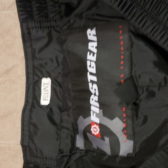 First Gear premium Riding Equipment Rain Pants - Picture 4 of 11